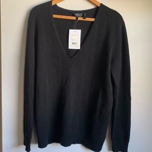 Theory Cashmere V Neck Pullover Black Sweater